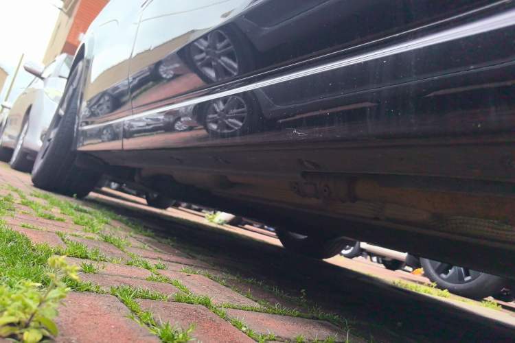 Used Li Auto L8 2023 Pro Model Right Side Sill