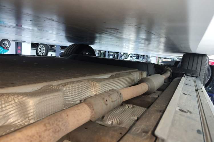 Used Li Auto L8 2023 Pro Model Right Side Sill