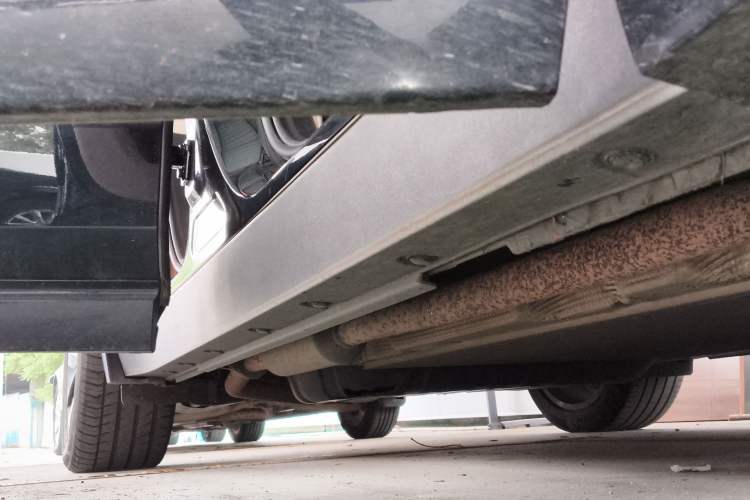 Used Li Auto L8 2023 Pro Model Right Side Sill