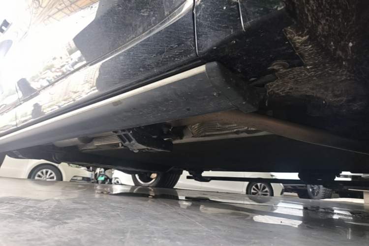 Used Li Auto L8 2023 Pro Model Right Side Sill