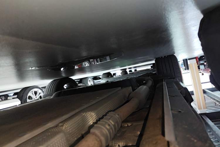 Used Li Auto L8 2023 Air model Right Side Sill