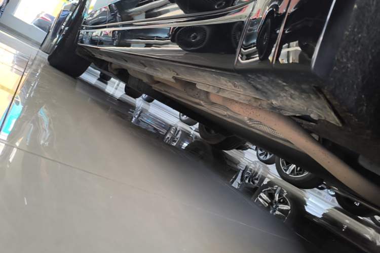 Used Li Auto L8 2023 Pro Model Right Side Sill