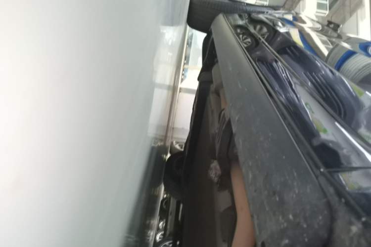 Used Li Auto L8 2023 Pro Model Right Side Sill