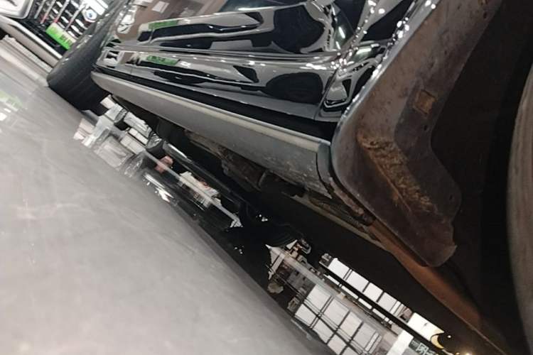 Used Li Auto L8 2023 Pro Model Right Side Sill