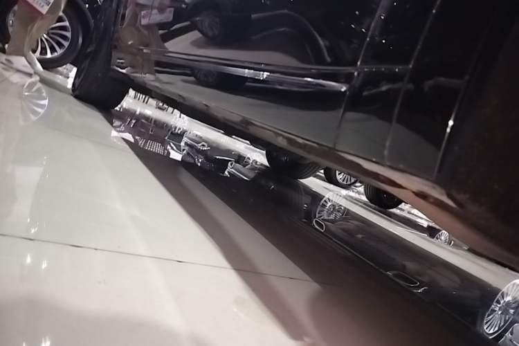 Used Li Auto L8 2023 Max model Right Side Sill