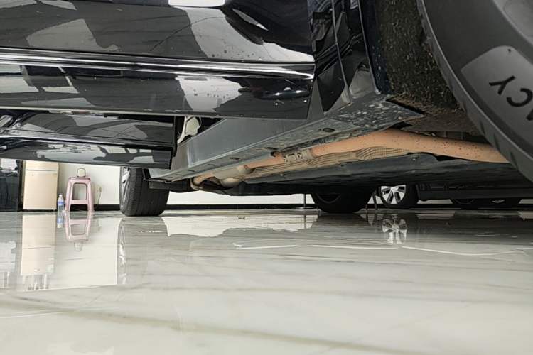 Used Li Auto L8 2023 Pro Model Right Side Sill