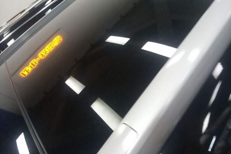 Used Li Auto L8 2023 Pro Model Roof