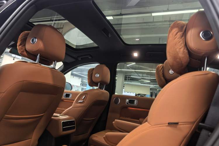Used Li Auto L8 2023 Pro Model Roof