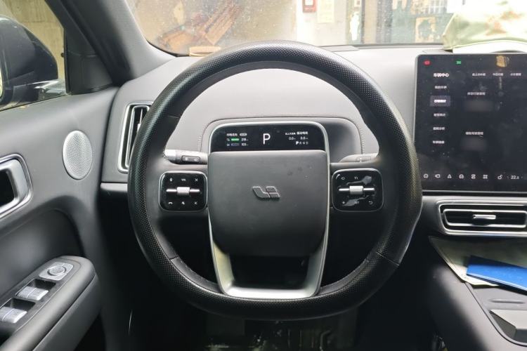 Used Li Auto L8 2023 Pro Model Steering Wheel