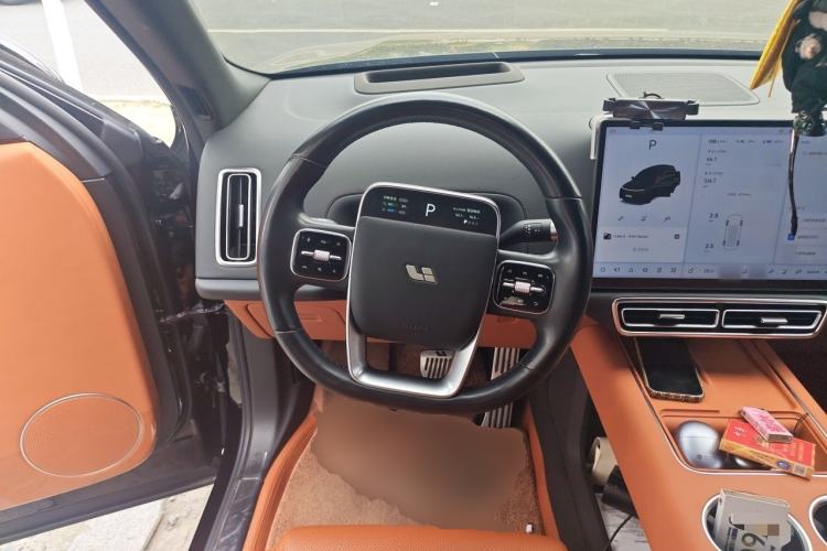 Used Li Auto L8 2023 Pro Model Steering Wheel