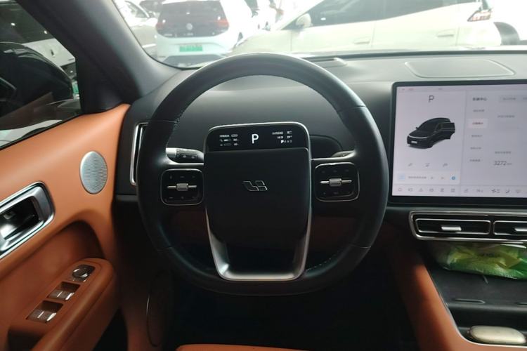 Used Li Auto L8 2023 Pro Model Steering Wheel