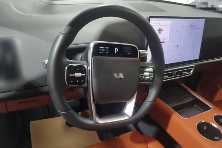 Used Li Auto L8 2023 Pro Model Steering Wheel