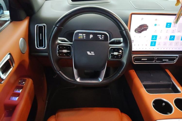 Used Li Auto L8 2023 Pro Model Steering Wheel