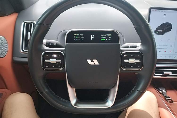 Used Li Auto L8 2023 Pro Model Steering Wheel