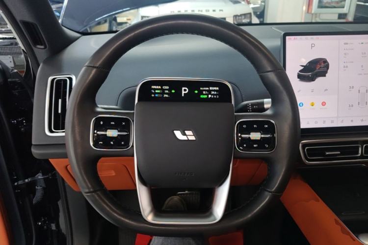 Used Li Auto L8 2023 Pro Model Steering Wheel