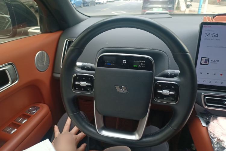 Used Li Auto L8 2023 Pro Model Steering Wheel