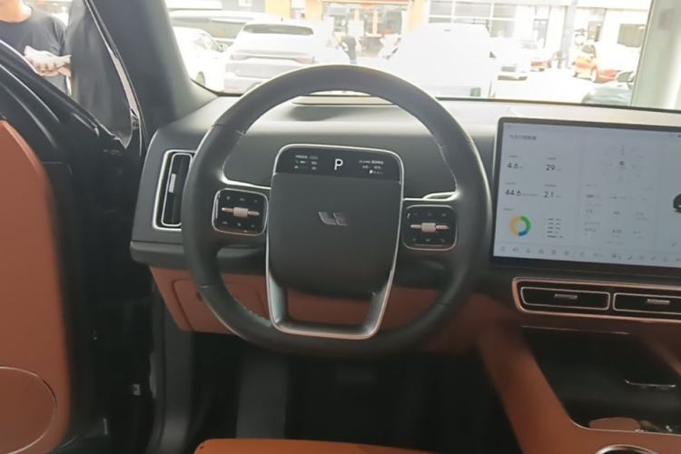 Used Li Auto L8 2023 Pro Model Steering Wheel