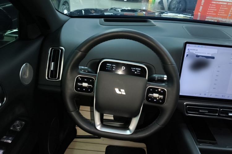 Used Li Auto L8 2023 Pro Model Steering Wheel