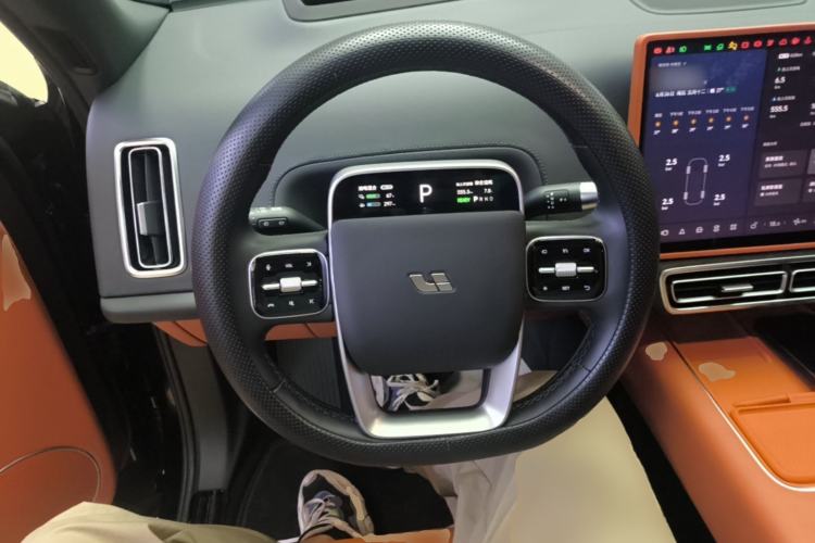 Used Li Auto L8 2023 Pro Model Steering Wheel