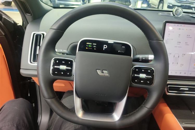 Used Li Auto L8 2023 Pro Model Steering Wheel