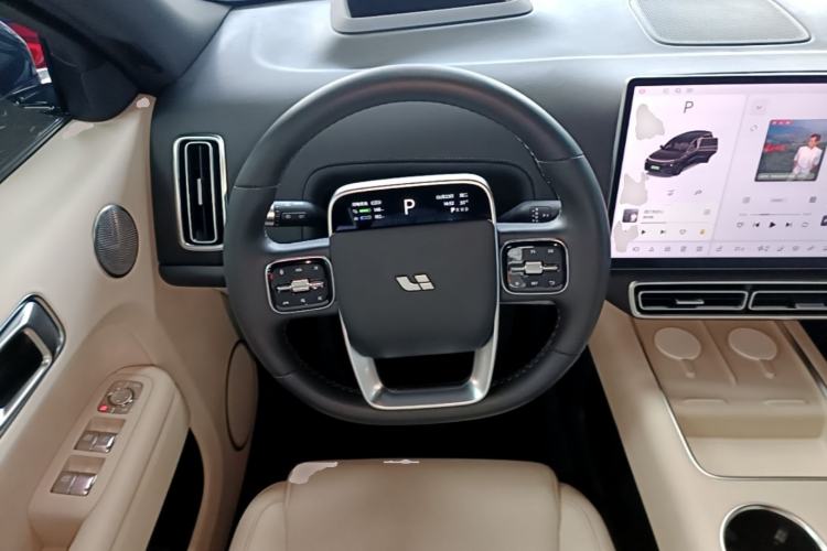 Used Li Auto L8 2023 Pro Model Steering Wheel