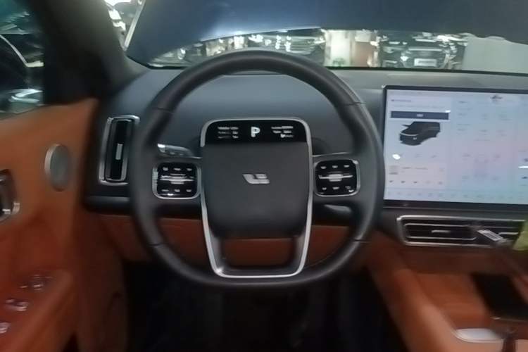 Used Li Auto L8 2023 Pro Model Steering Wheel