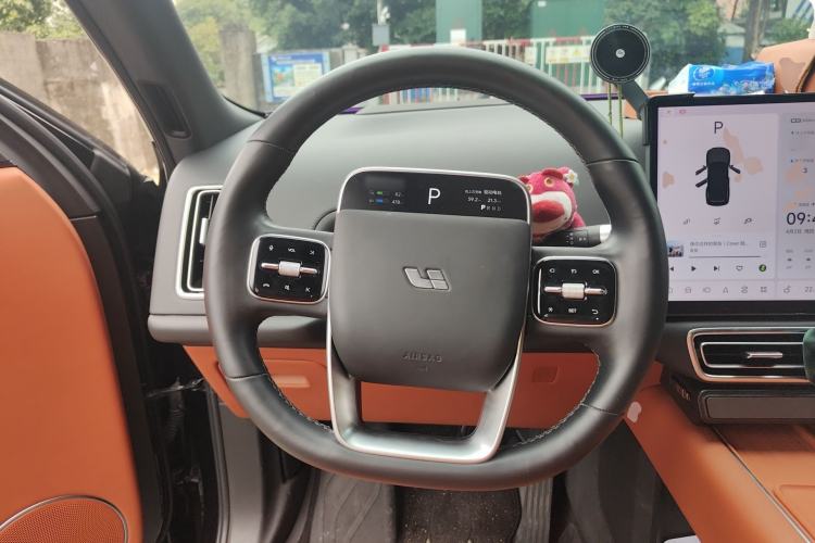 Used Li Auto L8 2023 Pro Model Steering Wheel