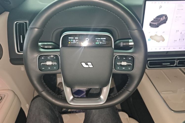 Used Li Auto L8 2023 Pro Model Steering Wheel