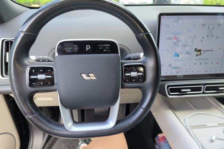 Used Li Auto L8 2023 Pro Model Steering Wheel