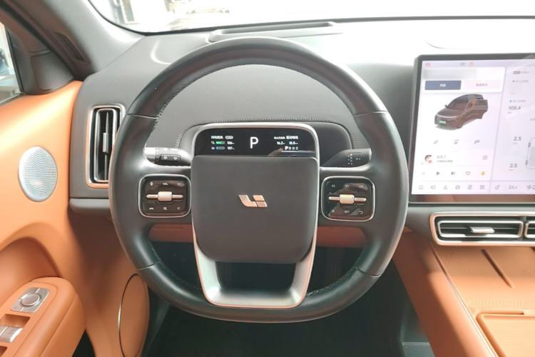 Used Li Auto L8 2023 Pro Model Steering Wheel