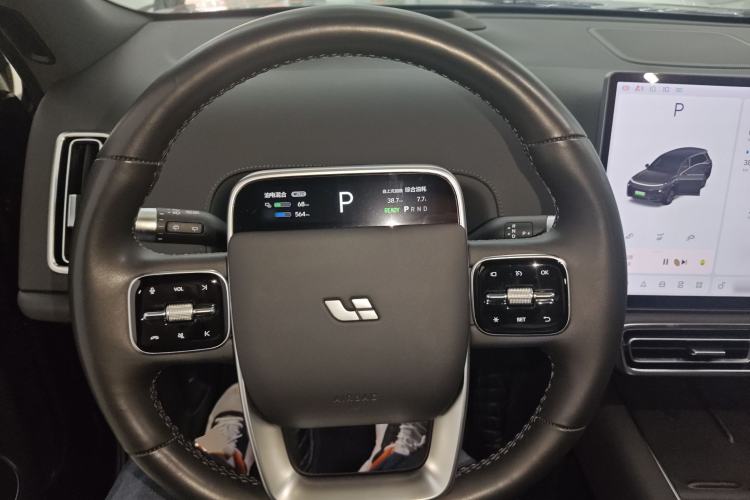 Used Li Auto L8 2023 Pro Model Steering Wheel