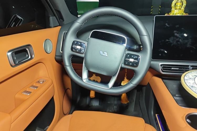 Used Li Auto L8 2023 Pro Model Steering Wheel