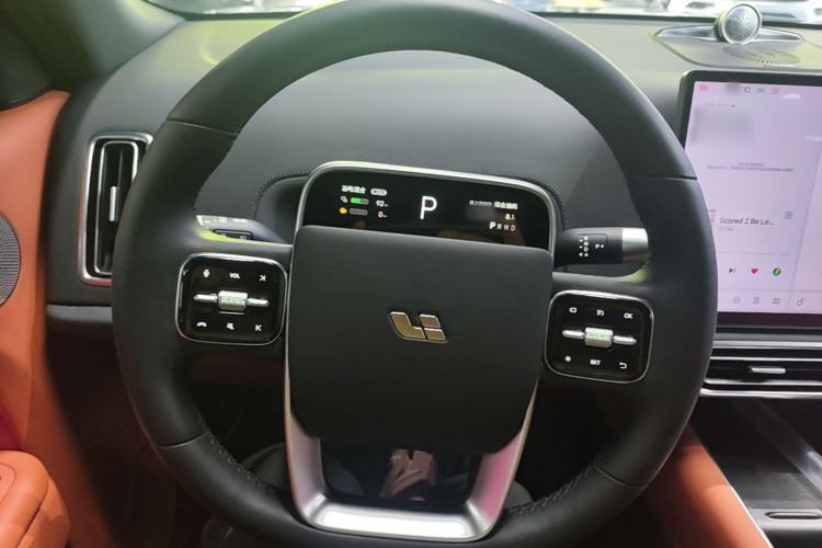 Used Li Auto L8 2023 Pro Model Steering Wheel