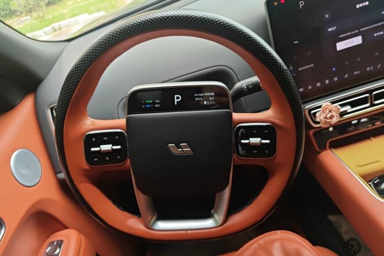 Used Li Auto L8 2023 Pro Model Steering Wheel