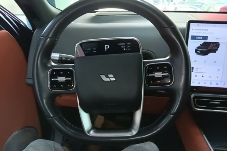Used Li Auto L8 2023 Pro Model Steering Wheel