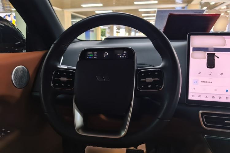 Used Li Auto L8 2023 Pro Model Steering Wheel