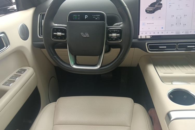 Used Li Auto L8 2023 Pro Model Steering Wheel
