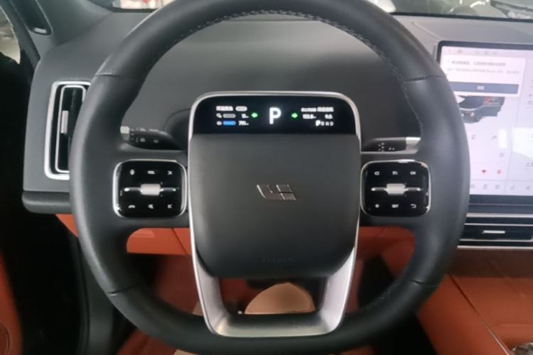 Used Li Auto L8 2023 Pro Model Steering Wheel