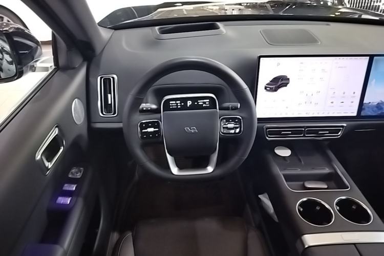 Used Li Auto L8 2023 Pro Model Steering Wheel