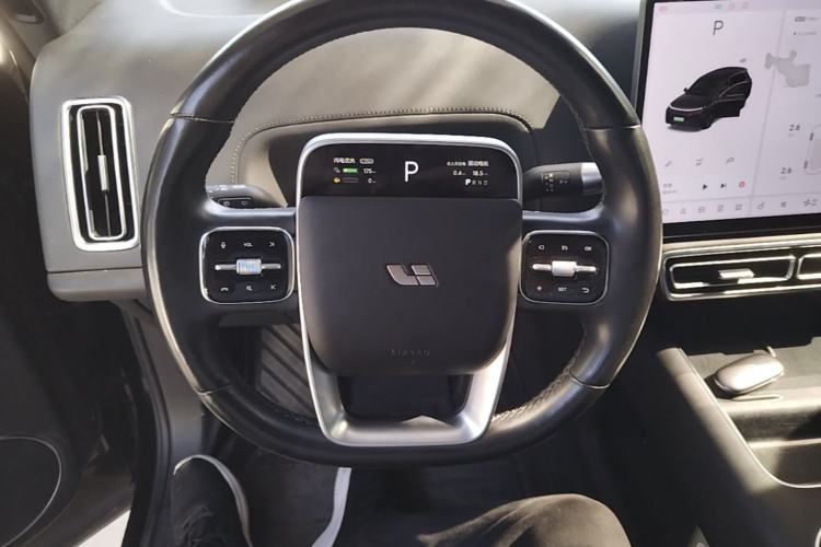 Used Li Auto L8 2023 Pro Model Steering Wheel