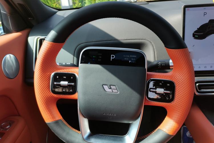 Used Li Auto L8 2023 Pro Model Steering Wheel