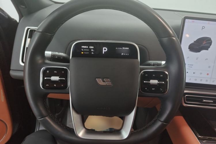 Used Li Auto L8 2023 Pro Model Steering Wheel