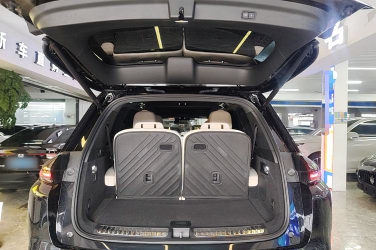 Used Li Auto L8 2023 Air model Trunk