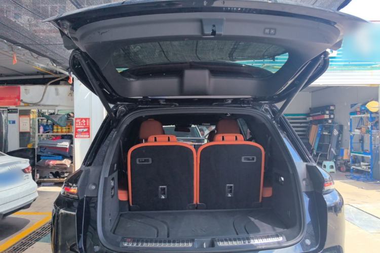 Used Li Auto L8 2023 Pro Model Trunk