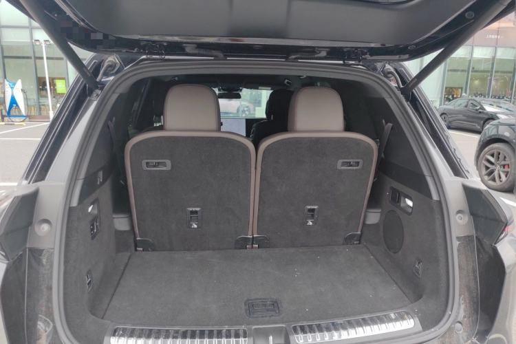 Used Li Auto L8 2023 Pro Model Trunk