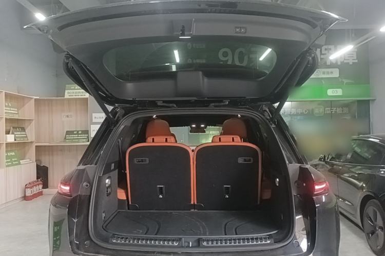 Used Li Auto L8 2023 Pro Model Trunk