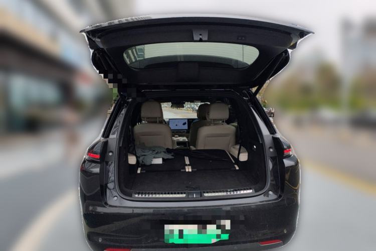 Used Li Auto L8 2023 Pro Model Trunk