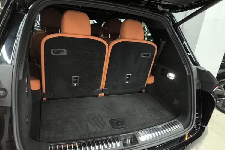 Used Li Auto L8 2023 Pro Model Trunk