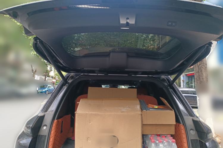 Used Li Auto L8 2023 Pro Model Trunk