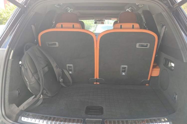 Used Li Auto L8 2023 Pro Model Trunk